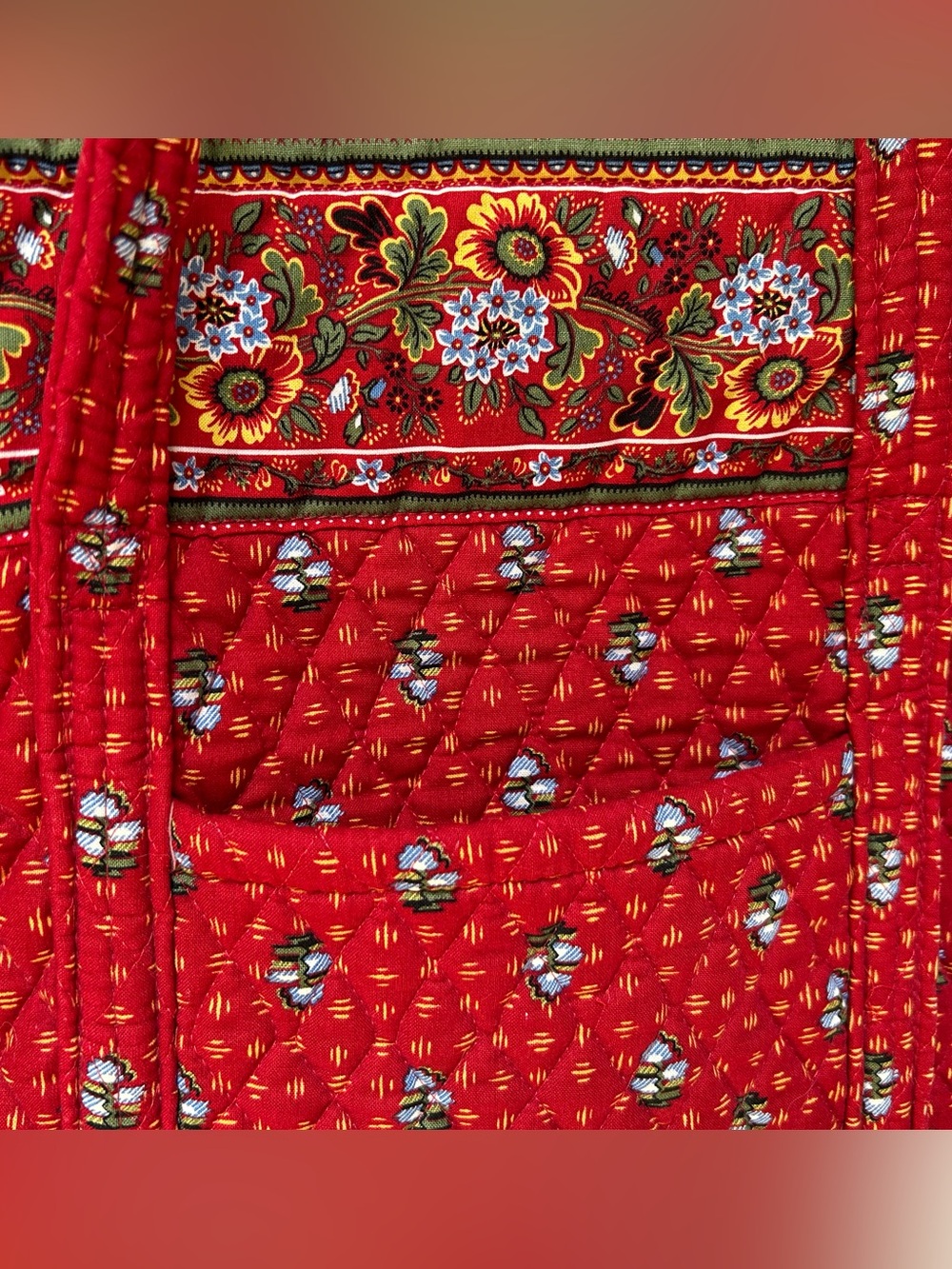 Vera Bradley Lg Quilted Floral Red Tote Bag. Bonus! W/ Matching Pouch-exc shape! - Picture 3 of 15